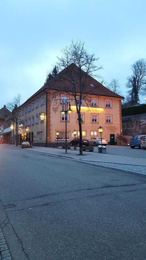 Schwarzwaldgasthof Baren Otel Titisee-Neustadt Dış mekan fotoğraf