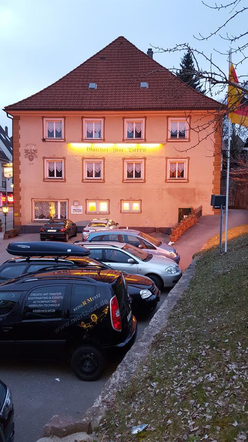 Schwarzwaldgasthof Baren Otel Titisee-Neustadt Dış mekan fotoğraf